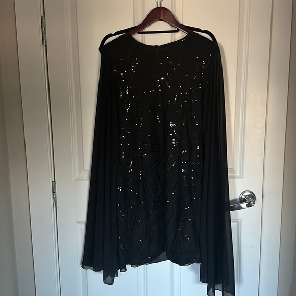 SHEIN black sleeve dress sequins with cape size large - Picture 1 of 3